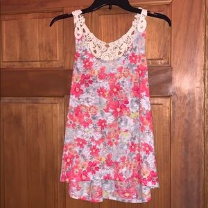 Lace detailed floral tank top